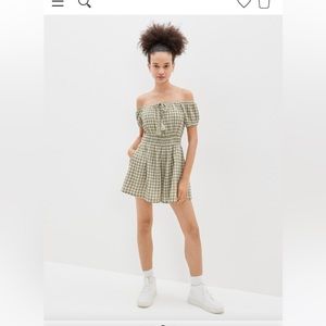American Eagle, green and white gingham, mini romper.